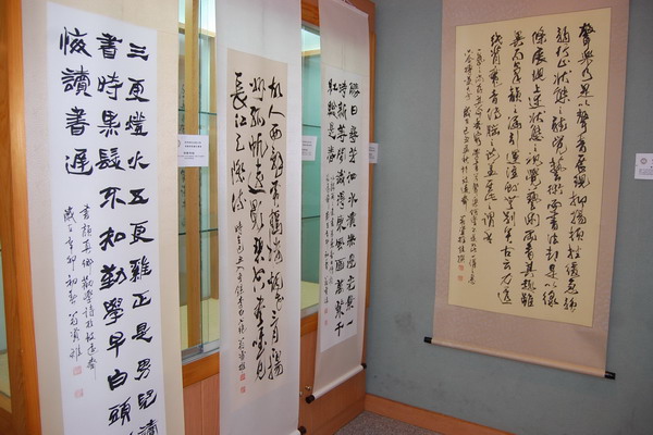 德光女中推出翁資雄校長書法展－墨線與氣韻的靈動