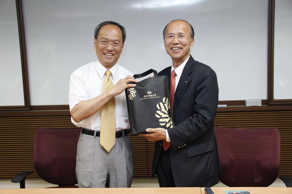 南台科技大學邀請我國駐法呂慶龍大使蒞校演講