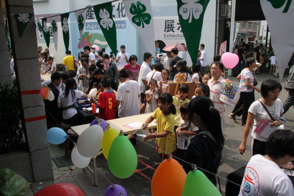 2011下營區農情產業文化暨米食推廣活動 台灣首府大學學生社團吸人潮