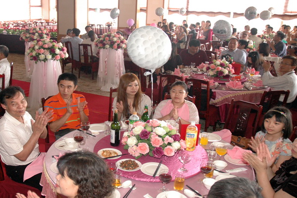 尾牙、春酒好去處 永安球場揮桿樂