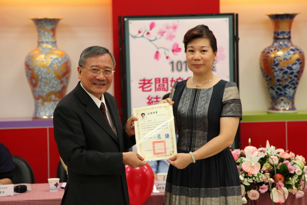 南台科大老闆娘學院結訓