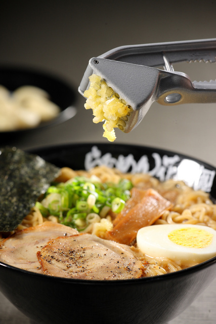 花月嵐拉麵 台南首店{新光三越西門店 6樓 } 28日開幕~