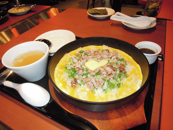 花月嵐連鎖拉麵在新光三越台南西門店開幕