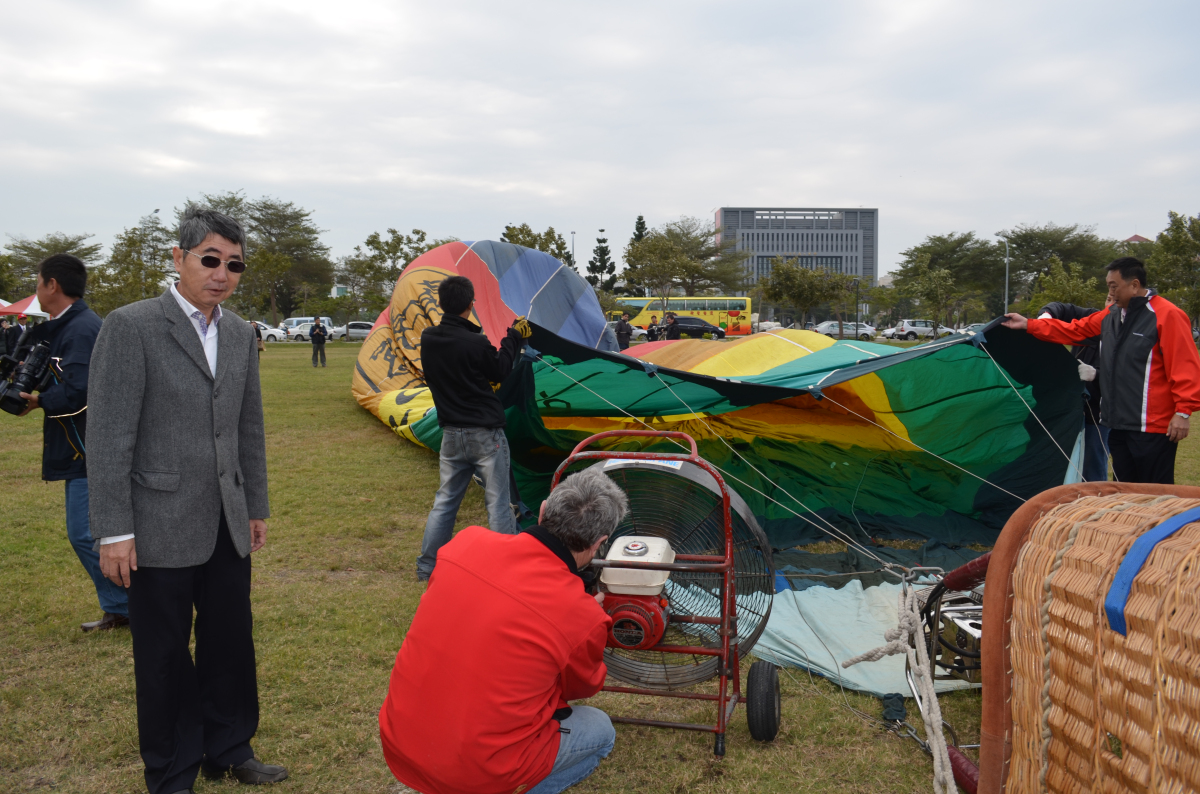 2013年臺南冬季熱氣球嘉年華活動 19日在走馬瀨農場升空