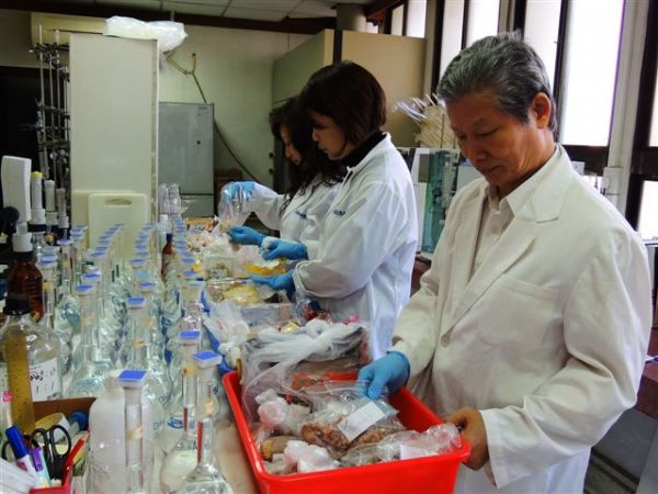 年節食品檢驗日夜拼！市民健康有保障