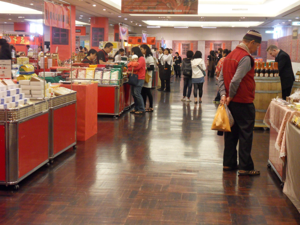 新光西門店年貨市集登場