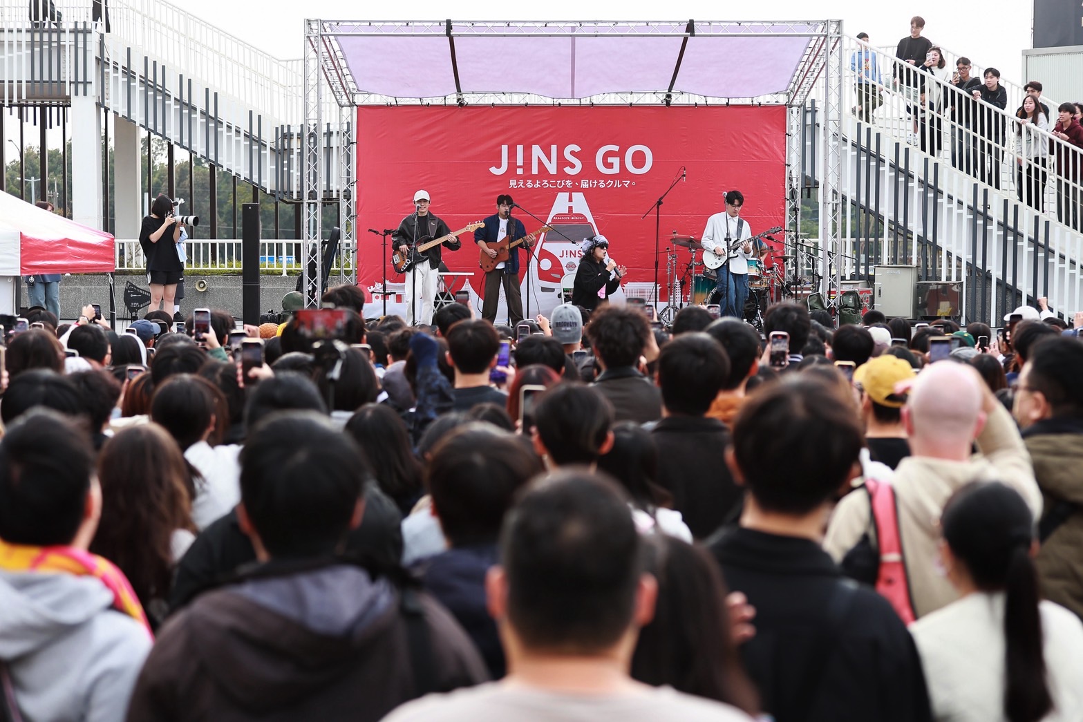 JINS GO 來了! 1/10-1/11攜手芒果醬、旺福 熱血嗨翻南台灣 JINS 人氣活動破萬人響應 送千支墨鏡還不夠 今年寵粉繼續送!