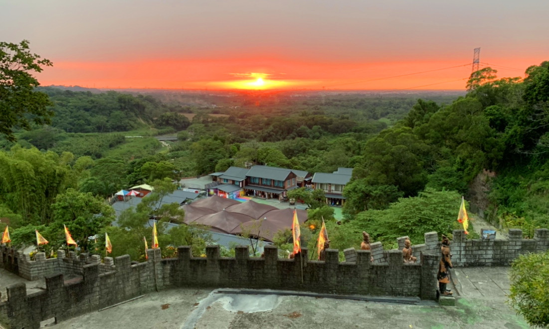 端午節北中南好康推薦  白河萬里長城享兩人同成行一人免費