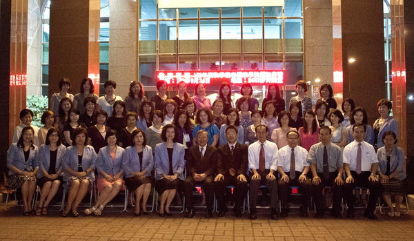 南臺科大老闆娘學院熱鬧開訓