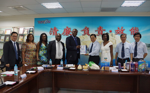 台鹽公司獲奈及利亞商檢總局慕名參訪，宣揚清真認證品質 開拓國際新興市場新契機