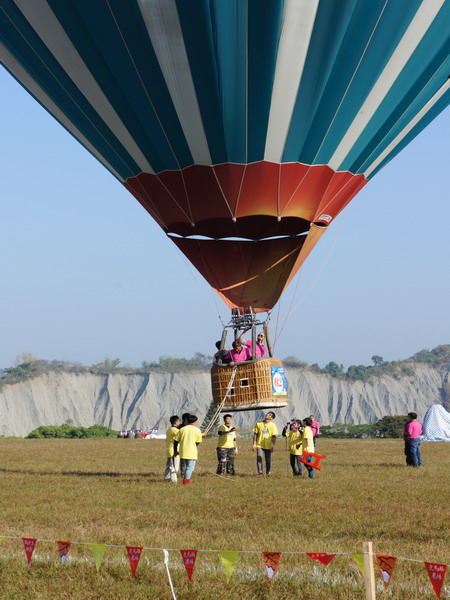 「2014臺南冬季熱氣球火舞藝術節」1/18盛大開幕