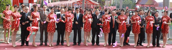 南臺科技大學親善大使服務熱忱難能可貴,親切和善 才貌雙全 暑期服務不打烊