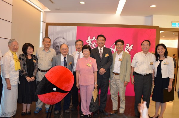 嘉南藥理大學推出「藝童凡響．老頑童劉其偉畫作暨文物特展」