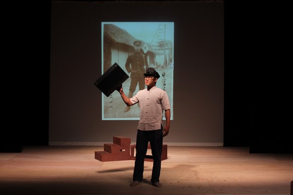 震瀛・記憶 作家吳新榮戲劇演出非凡一生的平凡身影，從孩子眼光親近鹽分地帶文學領袖