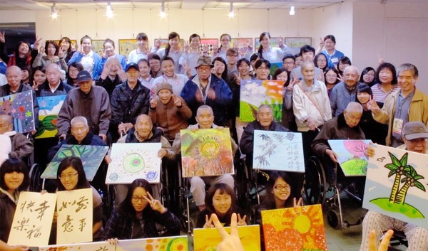 佳里榮譽國民之家-台南應用科技大學 服務-學習成果發表