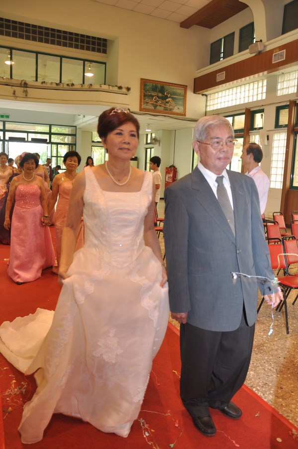 市議員呂維胤舉辦「幸福永久圓夢婚紗走秀」