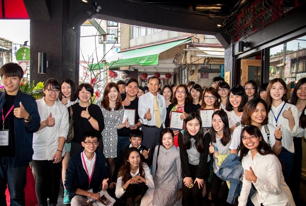 南臺科技大學視傳系培訓優秀團隊,角逐第35屆新一代設計展主視覺設計