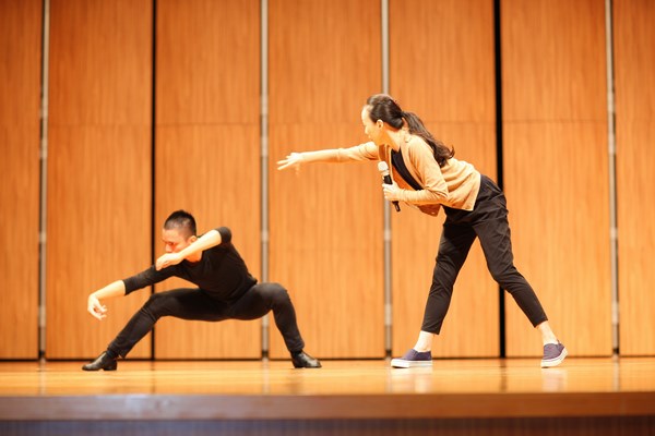 舞蹈家許芳宜到校演講  南應大師生大呼過癮