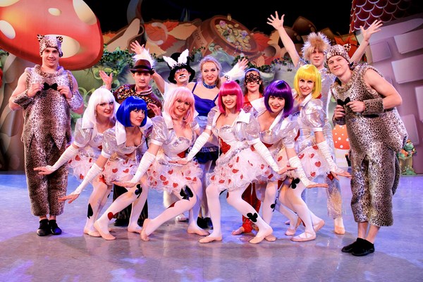 劍湖山世界12月每周末開聖誕趴，穿衣紅配綠 兩人同行第2人半價