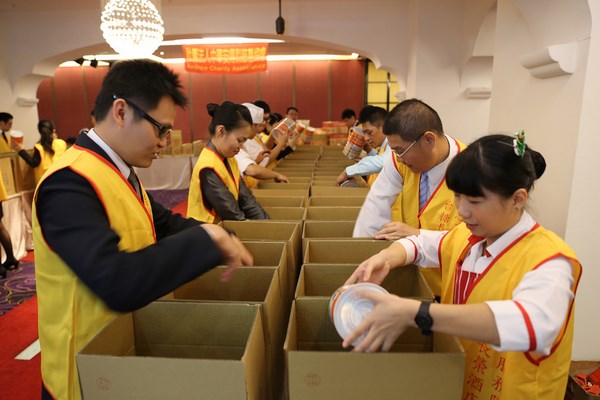 台糖長榮「夢想薑餅屋」，打造弱勢家庭兒童夢想聖誕節