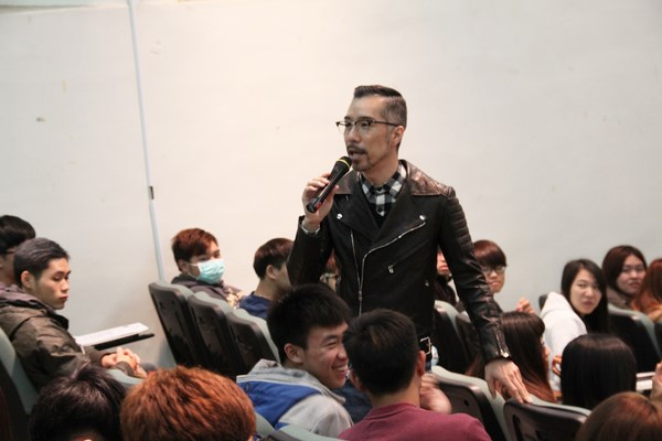 名演員張兆志在台首大開愛情處方箋