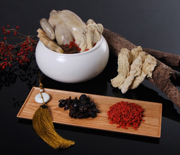 台南晶英酒店2016外帶年菜開賣！御賞極黑牛海陸鍋、秘製的頂級御膳與您一起過好年