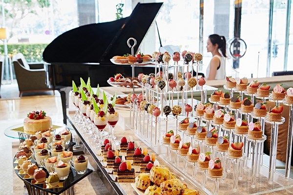香格里拉台南遠東國際大飯店「繽紛吧」優雅登場，輕食主餐搭配無限量甜品自助吧