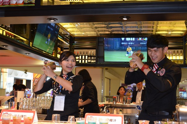 美式餐飲龍頭品牌TGI FRIDAYS進駐新光三越台南新天地