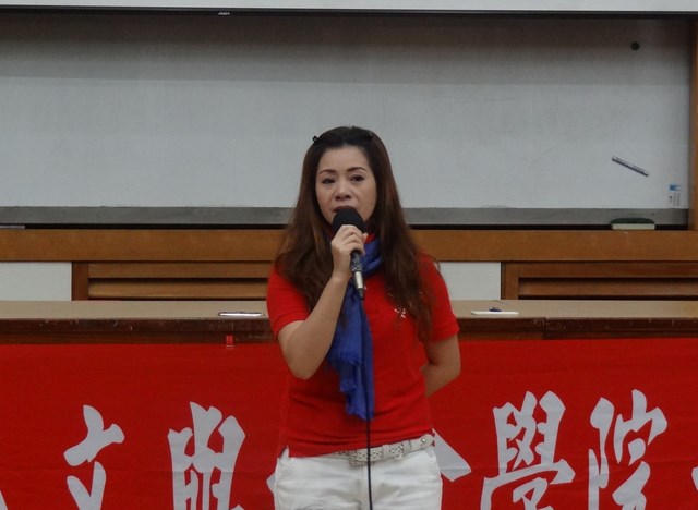 南大人社學院大師講堂  秀琴歌仔戲團米雪老師帶領師生認識「傳統戲劇」