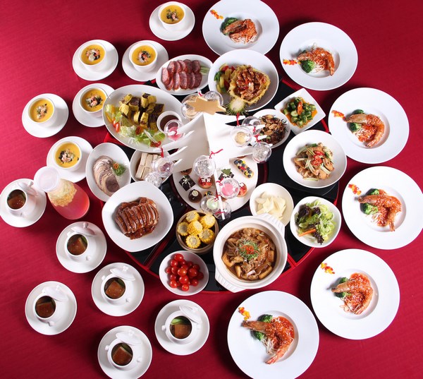 粉紅搖滾唱將符瓊音 台南晶英酒23日店熱力開唱  經典電影主題曲晚宴 每人只要1,200元！