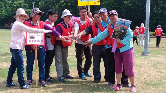 「高雄市福爾摩沙高智爾運動協會」舉辦WISER球競賽,鬥智也鬥球
