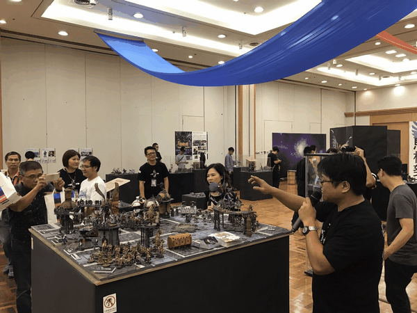 「全國科幻盃」精英得獎作品12月3日前，於新光三越台南中山店13樓文化館展出