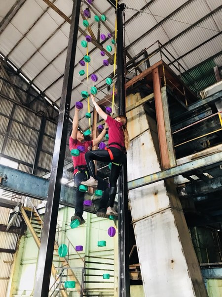 十鼓全新室內9米高全透明雙面攀岩牆, 百年糖廠再創新高峰