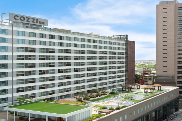 HOTEL COZZI 和逸飯店．台南西門館入住玩XBOX 電動車PK  和逸飯店讓孩子們開心Fun