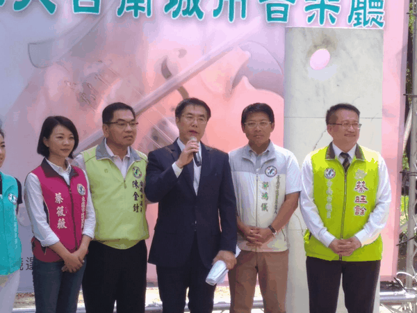 黃偉哲承諾爭取「城市音樂廳」延伸東區文教底蘊