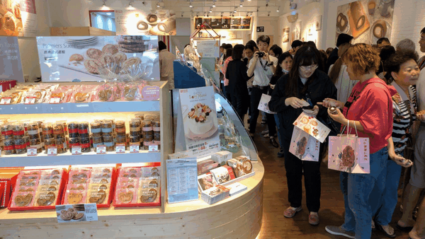 蛋糕名店亞尼克 台南中正店嶄新開幕