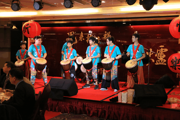 台糖長榮「第六屆-鼠來報吉祥公益圍爐宴」扮「鼠」搞創意，歡度圍爐樂