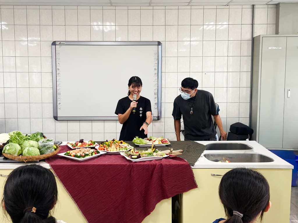 臺南市文化資產管理處攜手臺南女中解碼大員醫療史背後的臺灣味