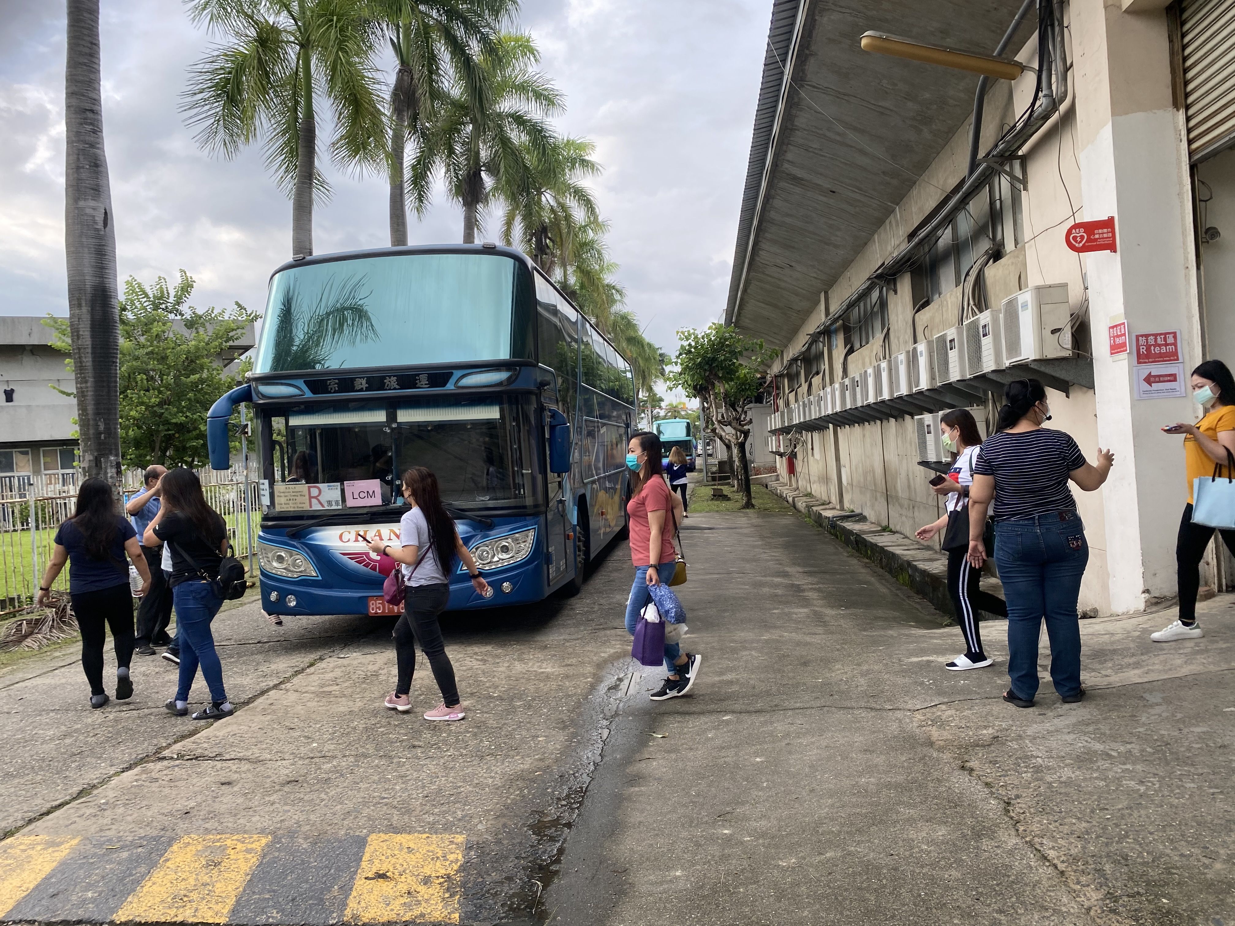 南市府協力 助企業落實交通車防疫措施