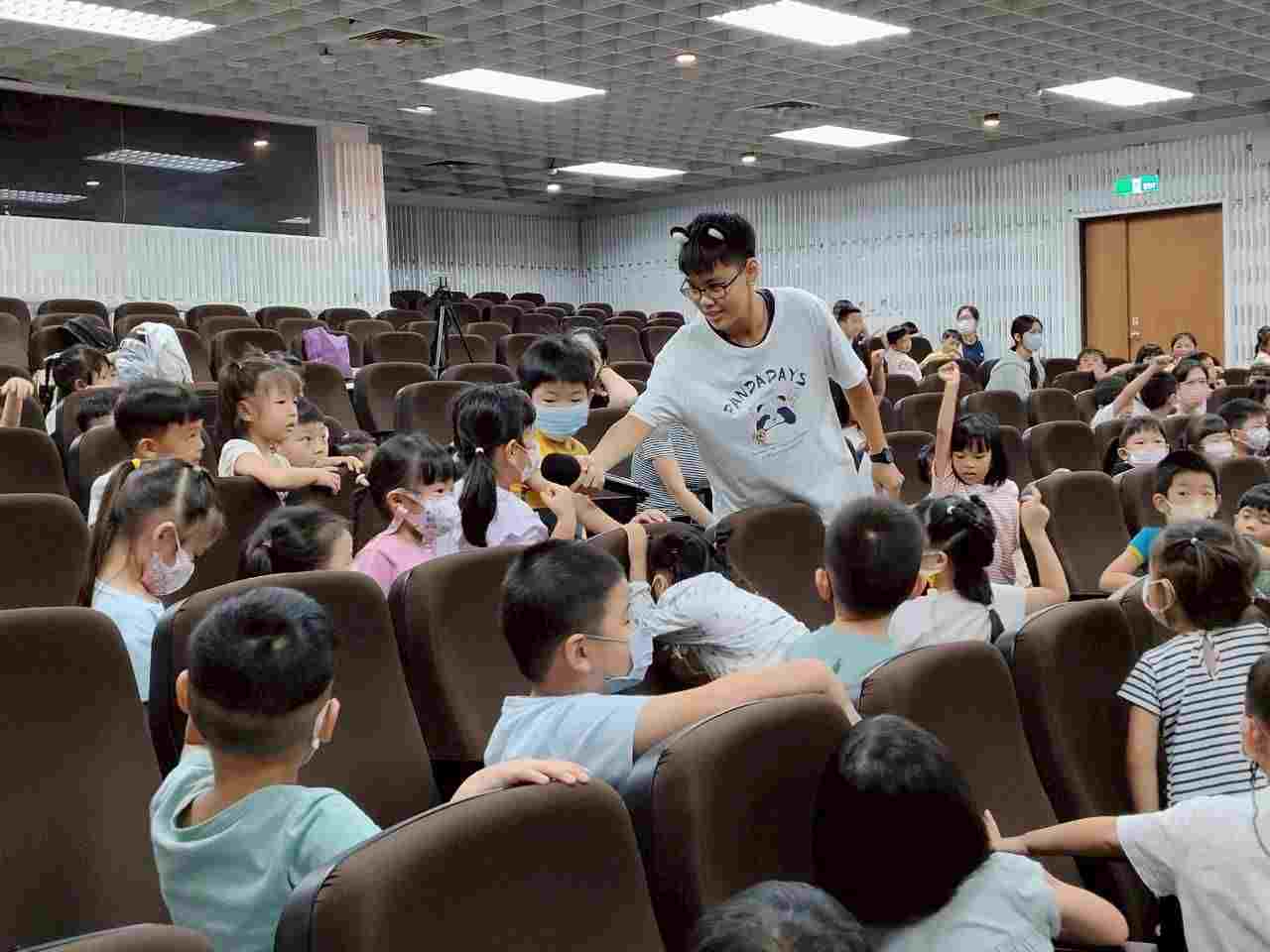 今年最後一場演出，錯過就沒了！南應大幼保系校慶加碼演出《叢前有個熊嘟嘟》兒童音樂劇