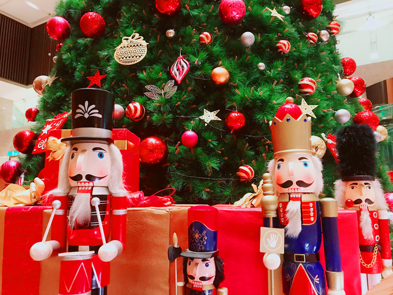 香格里拉台南遠東國際大飯店點亮童話耶誕節   ，濃厚節慶氛圍成為台南最熱門拍照打卡新景點 