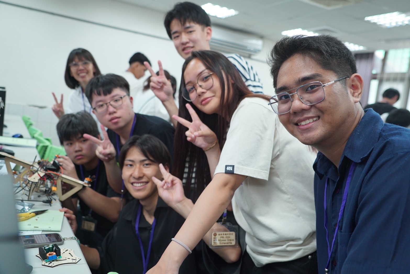 南臺科技大學高教深耕 iPBL國際共學計畫 台日菲跨國校際合作 培養AI尖兵 從零打造智慧無人機