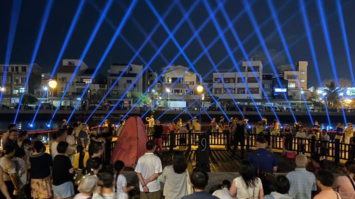 光影敘事，跨越百年時光：安平運河燈光展演餘暉，邀您重溫歷史脈動