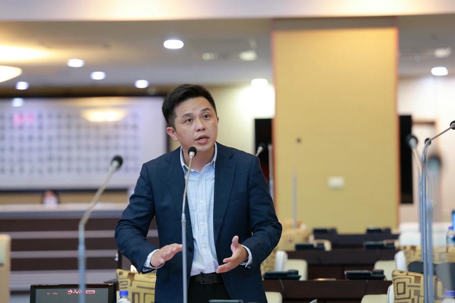 李啟維籲打造「台南運河咖啡音樂一條街」 水岸再生 × 夜間經濟 × 青年創業，讓台南運河成為新亮點！