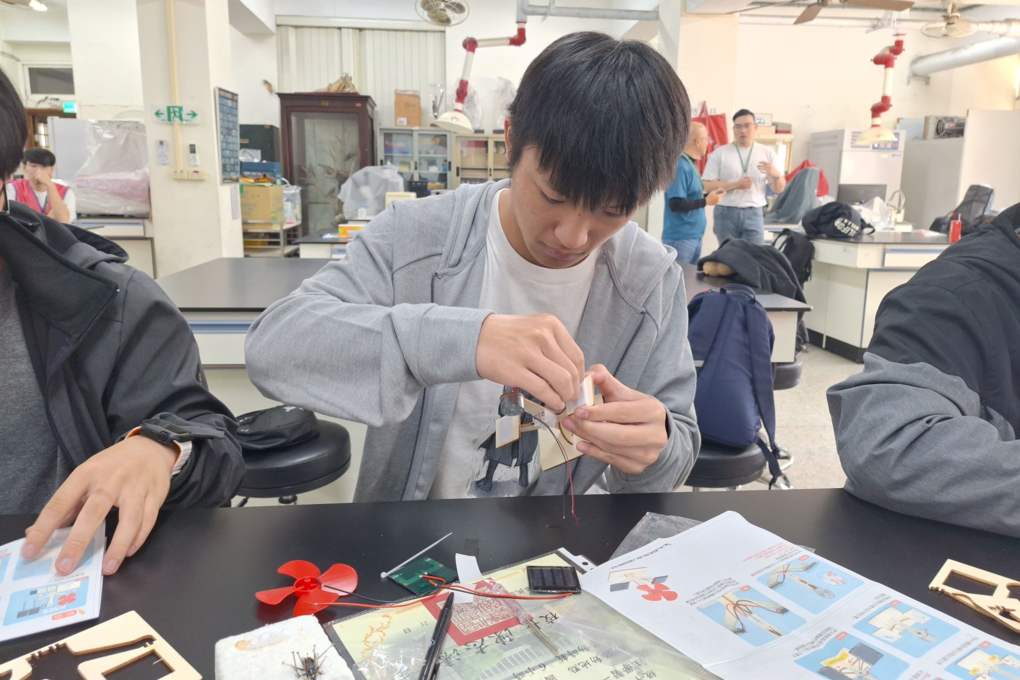 南大跨域特色實作課程 開放高中生提前探索學習