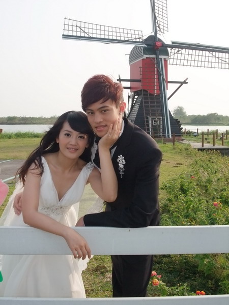 德元埤荷蘭村景緻優美 台南市婚紗公會推薦柳營拍婚紗