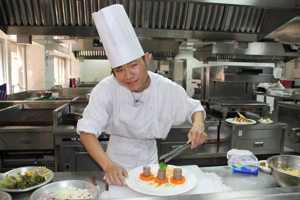 台灣首府大學澳洲牛肉創意料理大賽校內競技洪偉誠奪冠