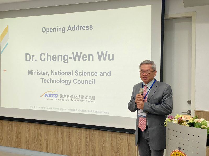 南臺科大主辦「智慧機器人國際研討會」盛大舉行，國科會主委吳誠文蒞臨肯定，共築臺日跨國學術交流平台