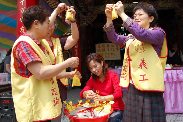台南市南區鹽埕天后宮於19-27 日舉辦100 年媽祖文化祭