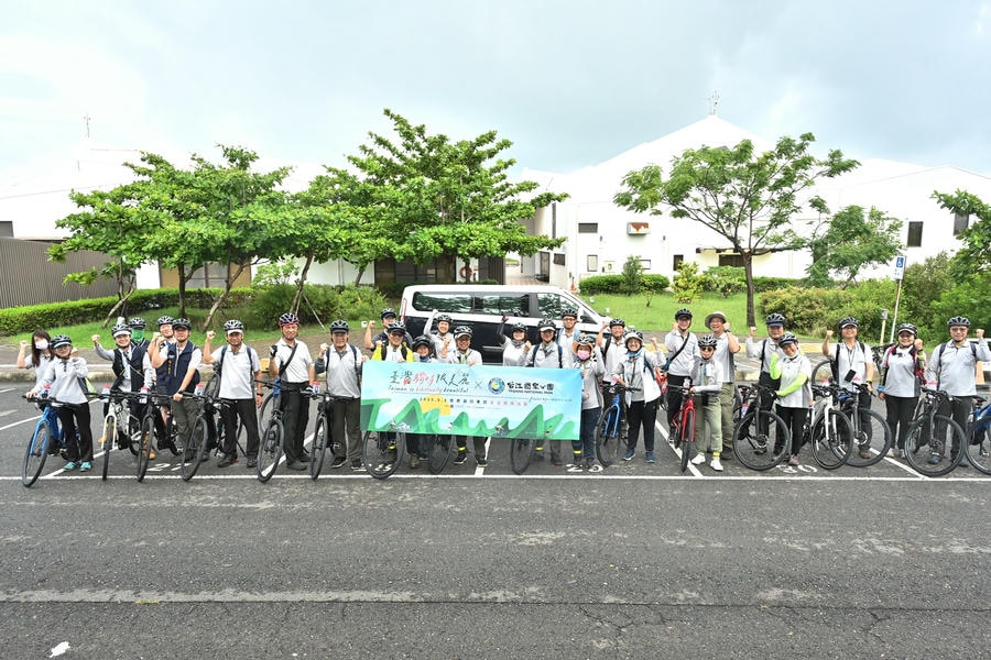 國家公園署台江處「世界自行車日」騎行串聯濕地與生態